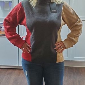 Tri colored turtle neck sweater NWT!! Size M